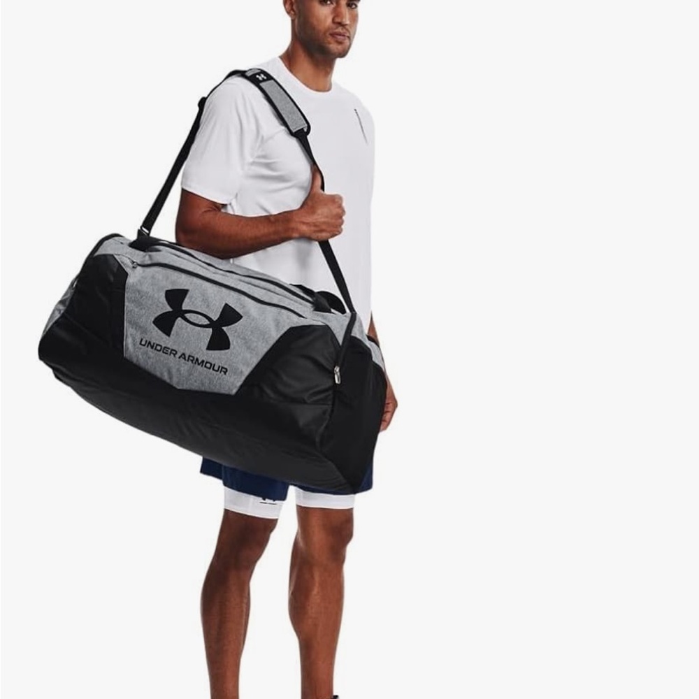 Under Armour Undeniable Black and Gray Duffel Bag large 101L - Picture 4 of 9